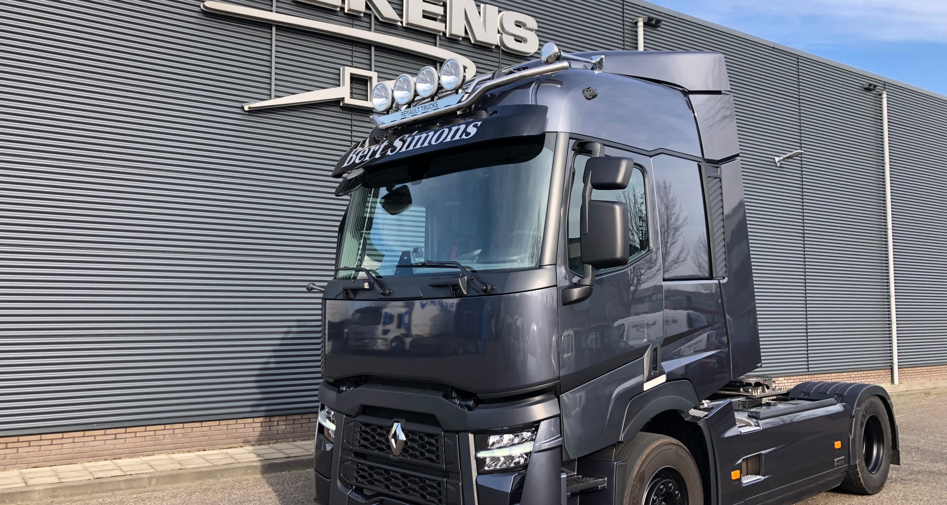 bluekens-renault-truck-t-simons