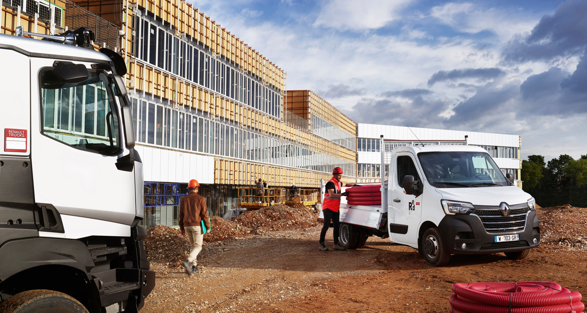 Bluekens-Renault-Master-Red-Edition-039