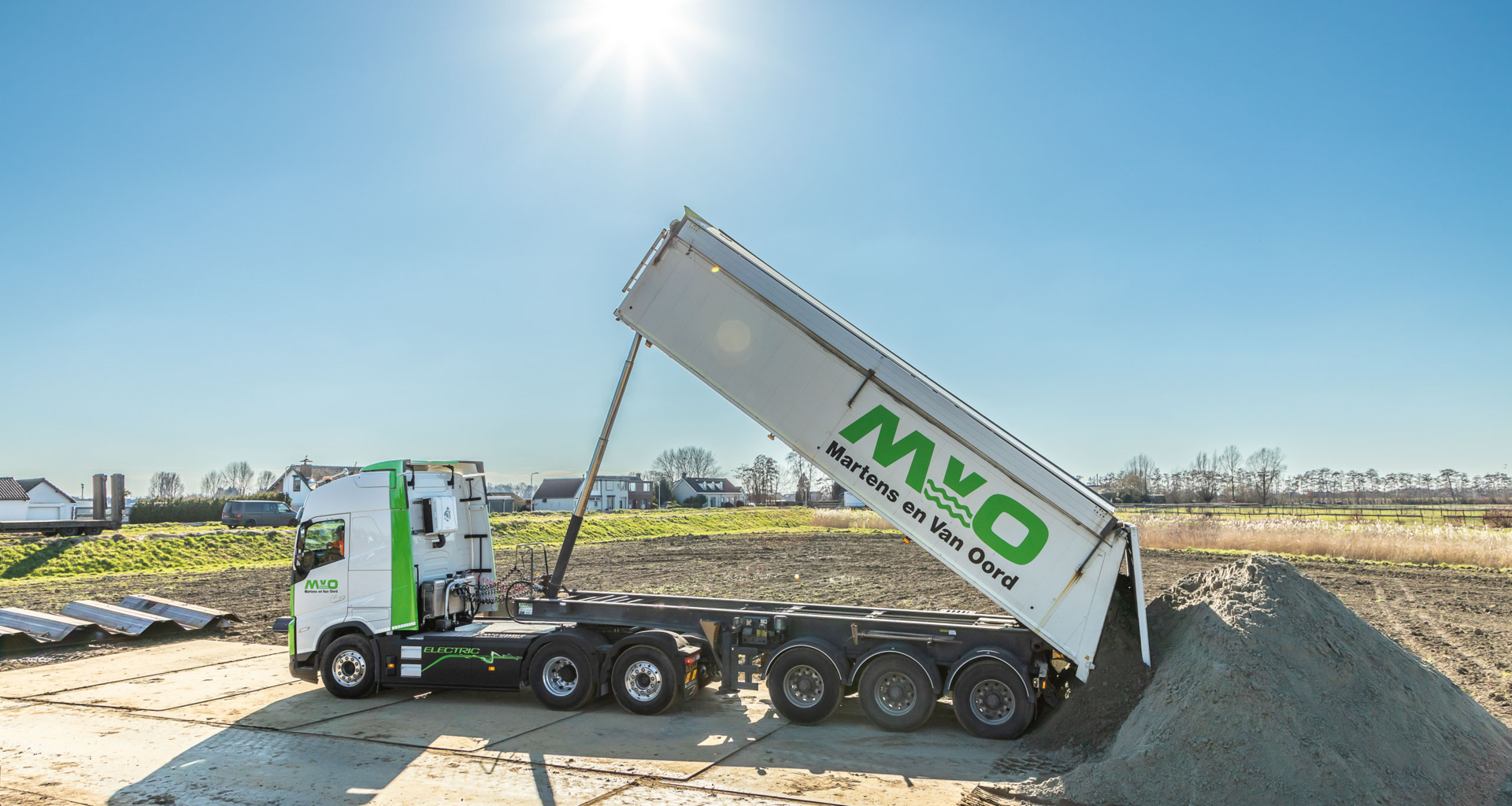 Bluekens-Truck-en-Bus-Martens-en-van-Oord-Oosterhout-2