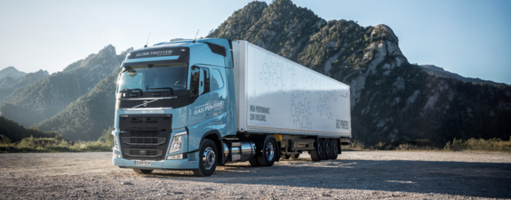 pb-volvo-trucks-lng-tanken-2560.jpg