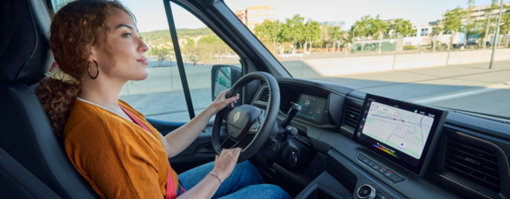 Bluekens-Renault-Master-driving