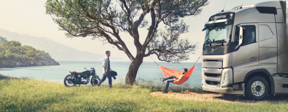 Bluekens-truck-en-bus-volvo-FH-header Bluekens-truck-en-bus-volvo-FH-header