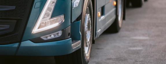 bluekens-volvo-fm-koplamp-2