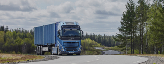 volvo-fh-truck-met-branstofcel-op-waterstof