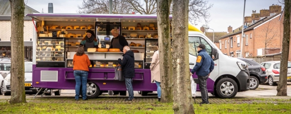 Bluekens-Truck-en-Bus-Breda-Kaasdrager-06 Bluekens-Truck-en-Bus-Breda-Kaasdrager-06
