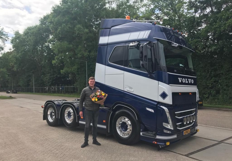 volvo-fh-d-van-nierop