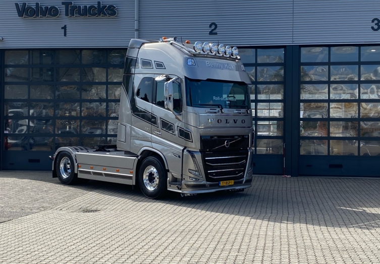 bluekens_volvo_fh_benny_kok