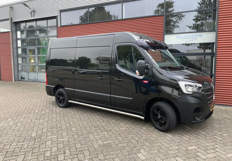 WhatsApp Image 2025-09-29 at 10.52.01