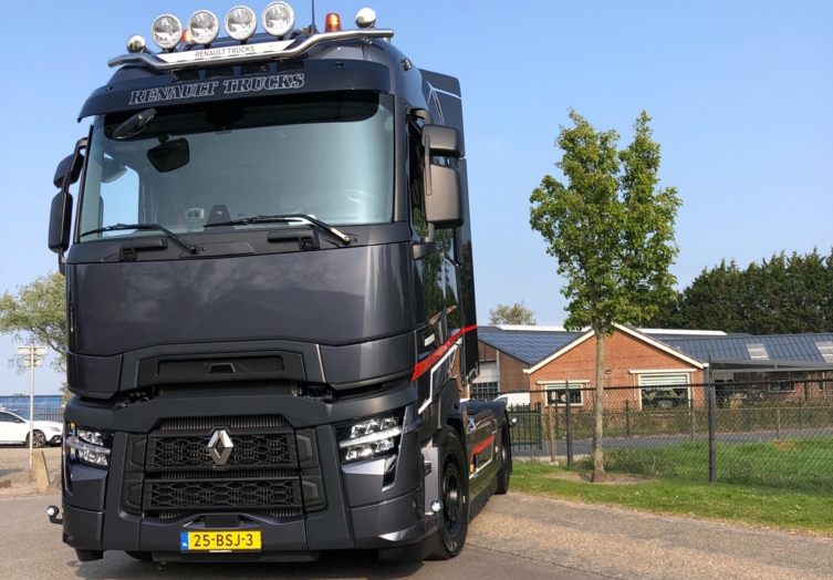 bluekens-renault-truck-t-high-hanzen-trucking
