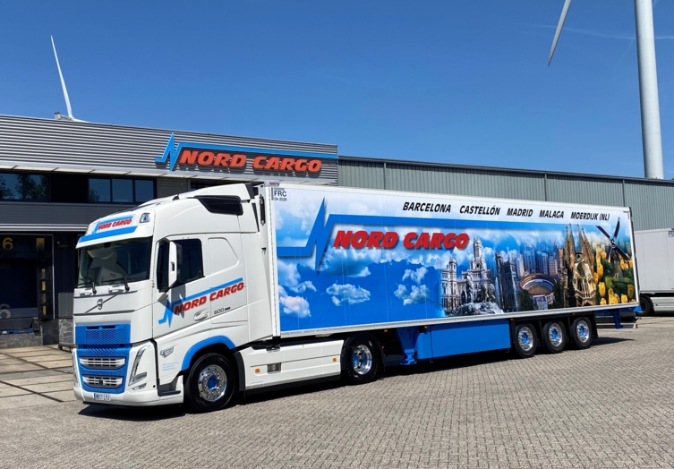 bluekens_volvo_fh_nordcargo