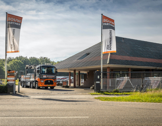 J&W Bouwpartners gaat zelf bouwmaterialen bezorgen met Renault Trucks C
