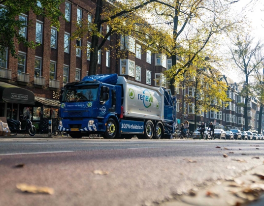 Renewi zamelt afval in met Volvo FE Electric