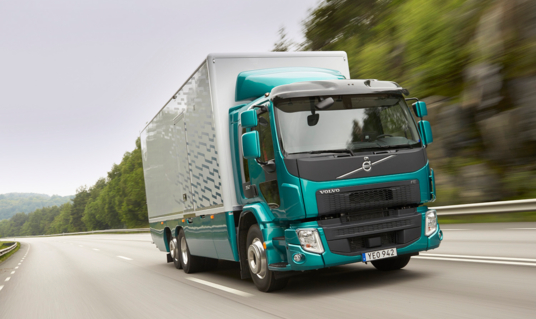 Volvo Trucks verbetert de rijeigenschappen en efficiëntie van zijn distributietruck
