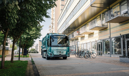 Nieuw: elektrische Volvo FM Low Entry met extra lage instap