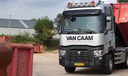 Van Caam kiest voor wendbaarheid van Renault Trucks