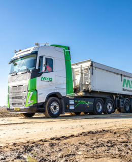 Martens en Van Oord gaat met Volvo FH Electric emissieloos rijden  