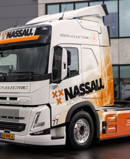 Eerste Volvo FM Electric voor Nassau Sneltransport 