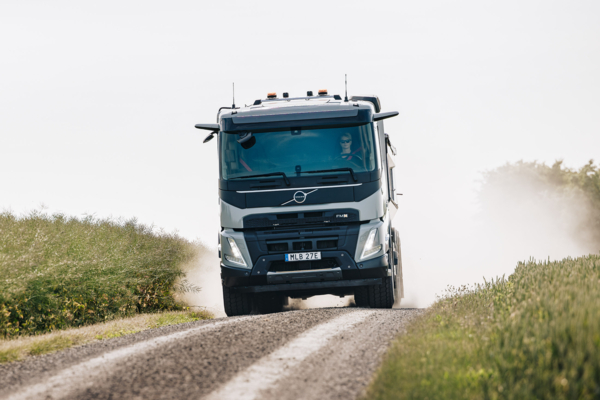 Bluekens-truck-en-bus-volvo-FMX-header Bluekens-truck-en-bus-volvo-FMX-header